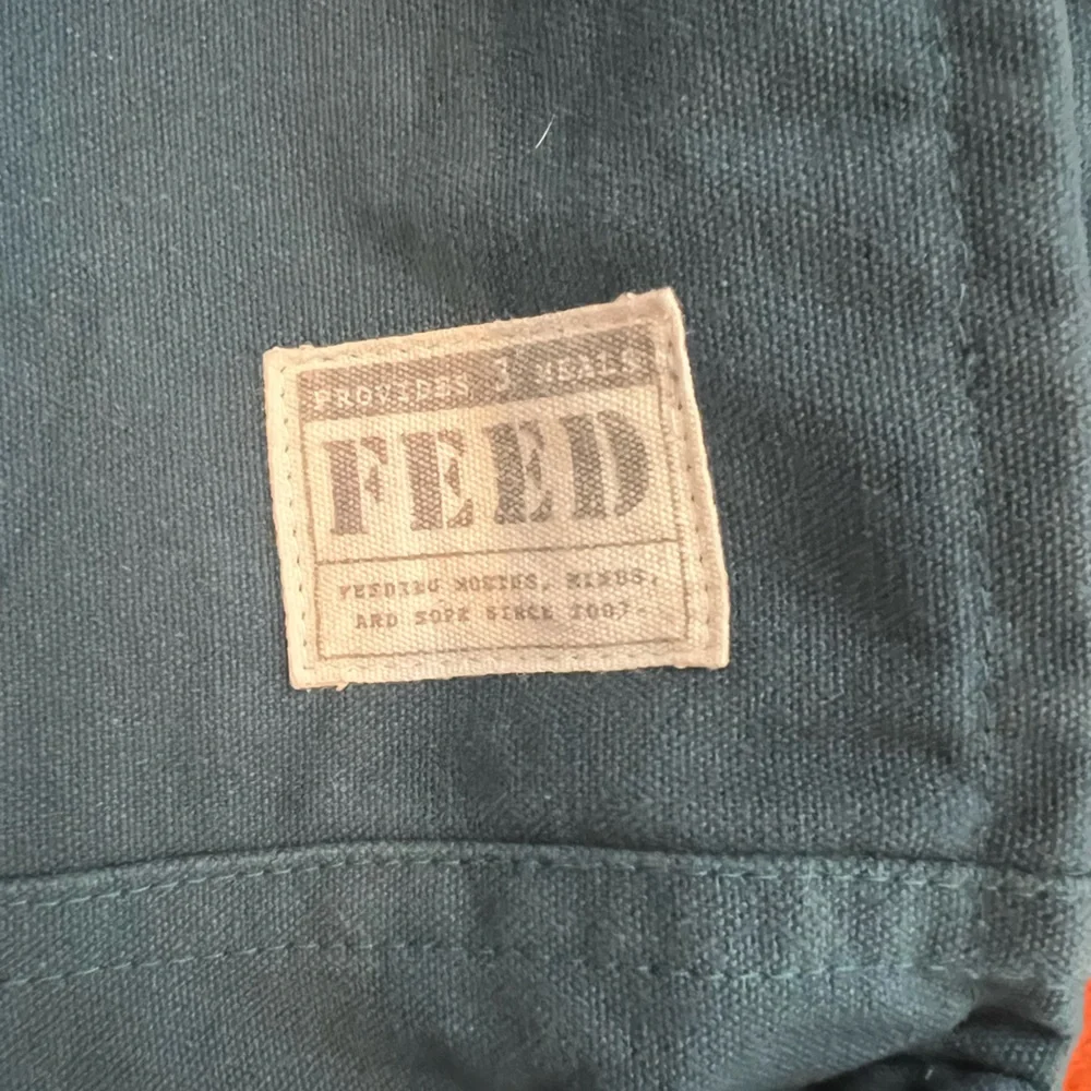 FEED Market Tote Bag Pockets Farmer’s Market Picnic - Picture 5 of 5